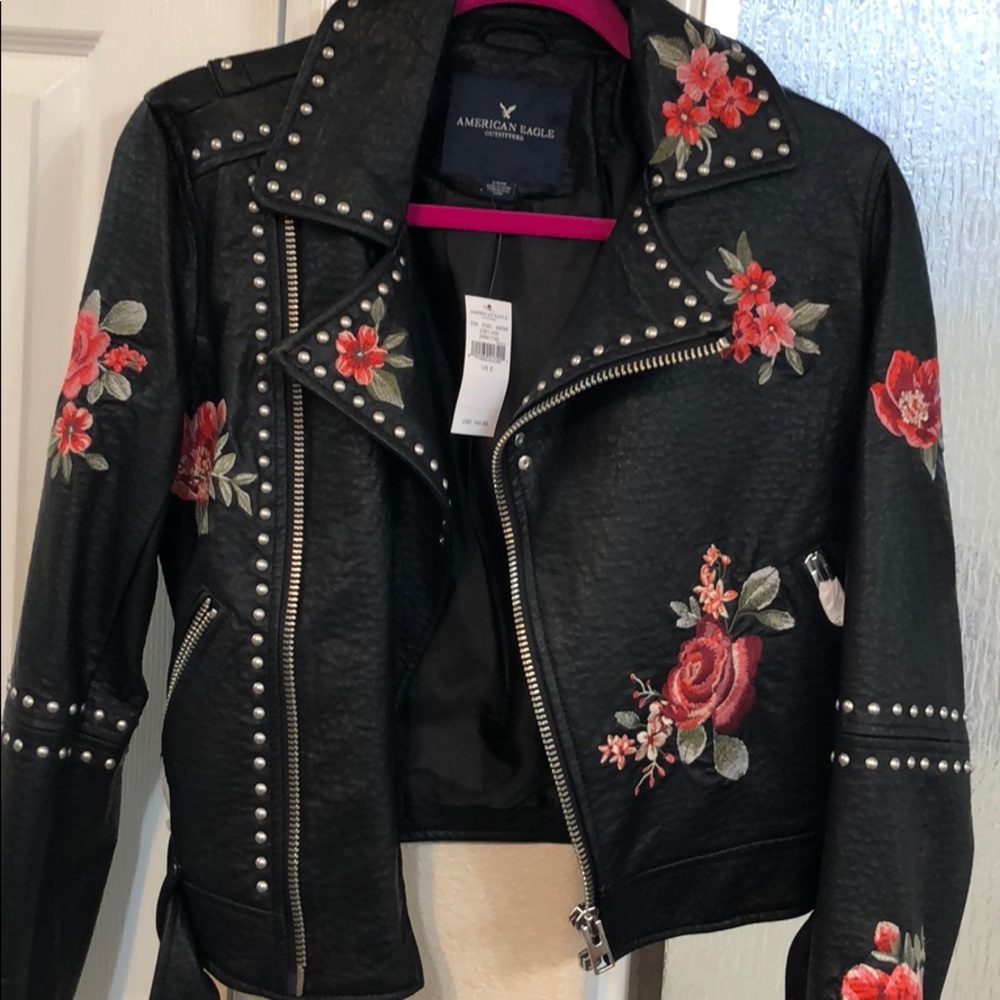 New with tag’s American eagles size small jacket.